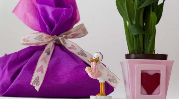 Quoi offrir à une nouvelle maman à la clinique