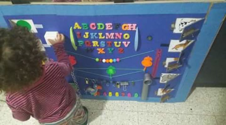 DIY: Un tableau d éveil Montessori